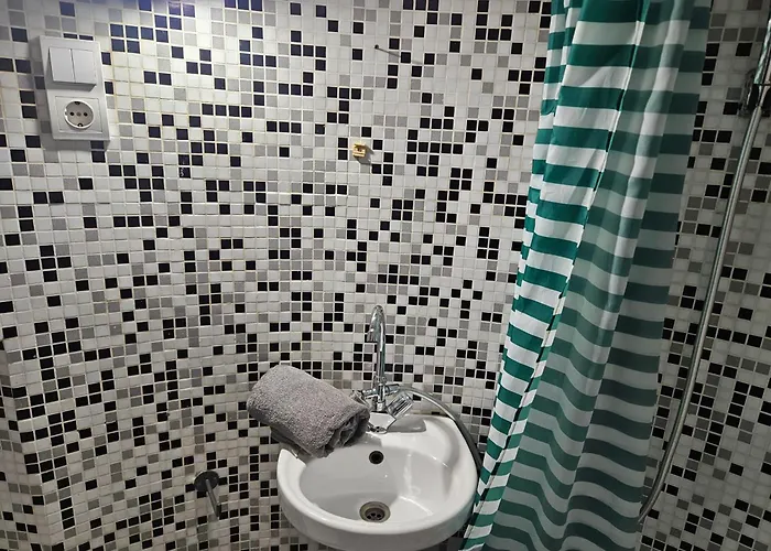 Cute Little Flat Near Kazinczy Downtown Daire *